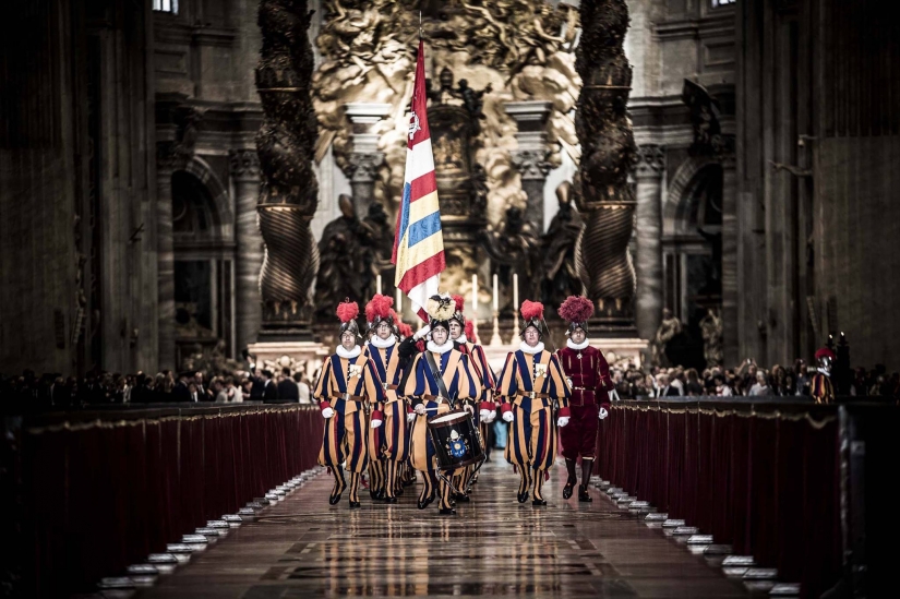 The machinations of the devil or a gay scandal: why the commander of the Pope's guard, Alois Estermann, was shot