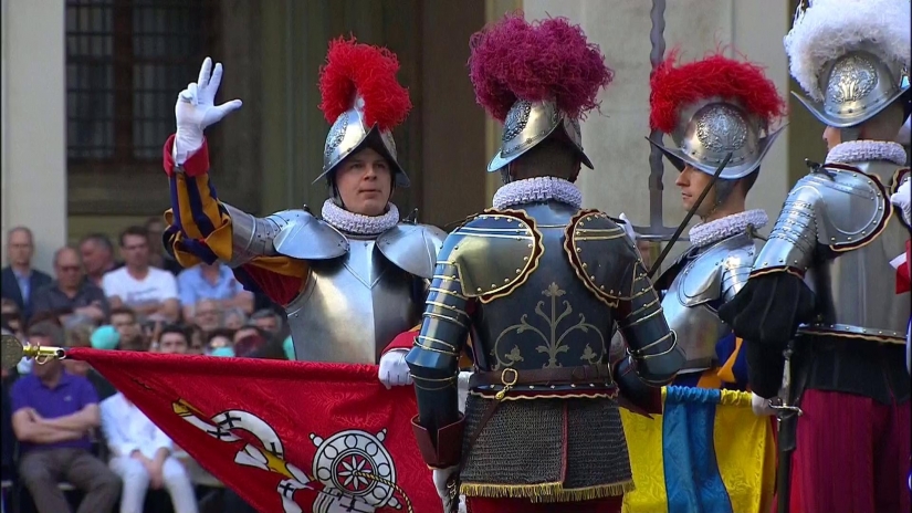 The machinations of the devil or a gay scandal: why the commander of the Pope's guard, Alois Estermann, was shot