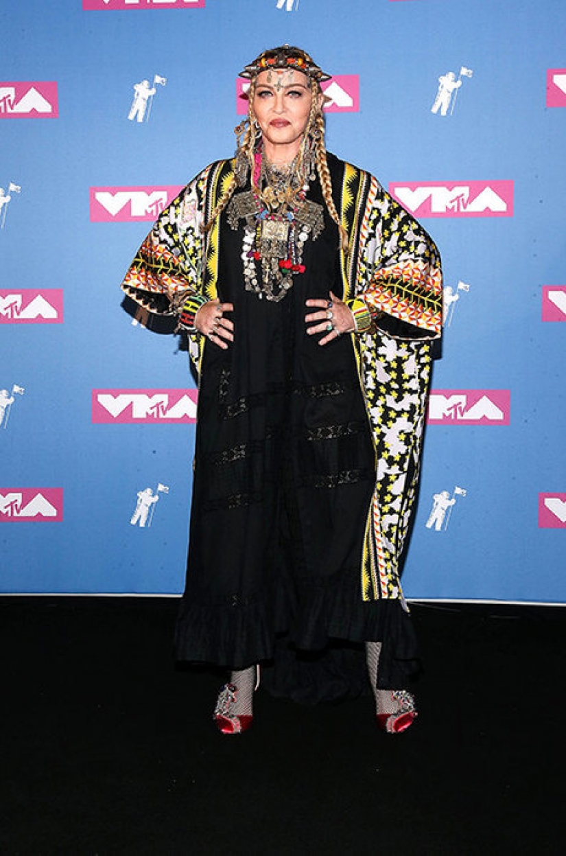 The Martian Chronicles: Hollywood freaks who can compete with Zhanna Aguzarova