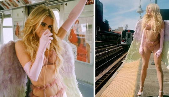 The model took advantage of the quarantine to make erotic photo shoot in the metro new York The model took advantage of the quarantine to make erotic photo shoot in the metro new York