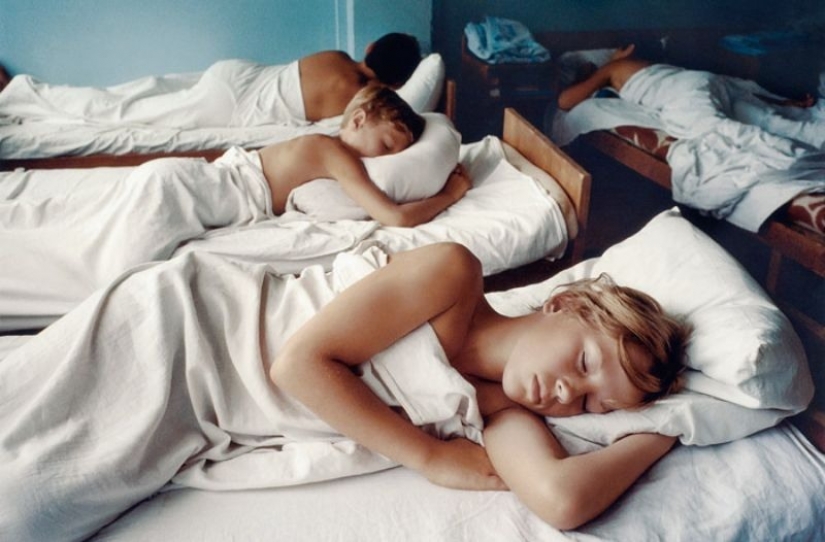 The most controversial photos of the post-Soviet Artek