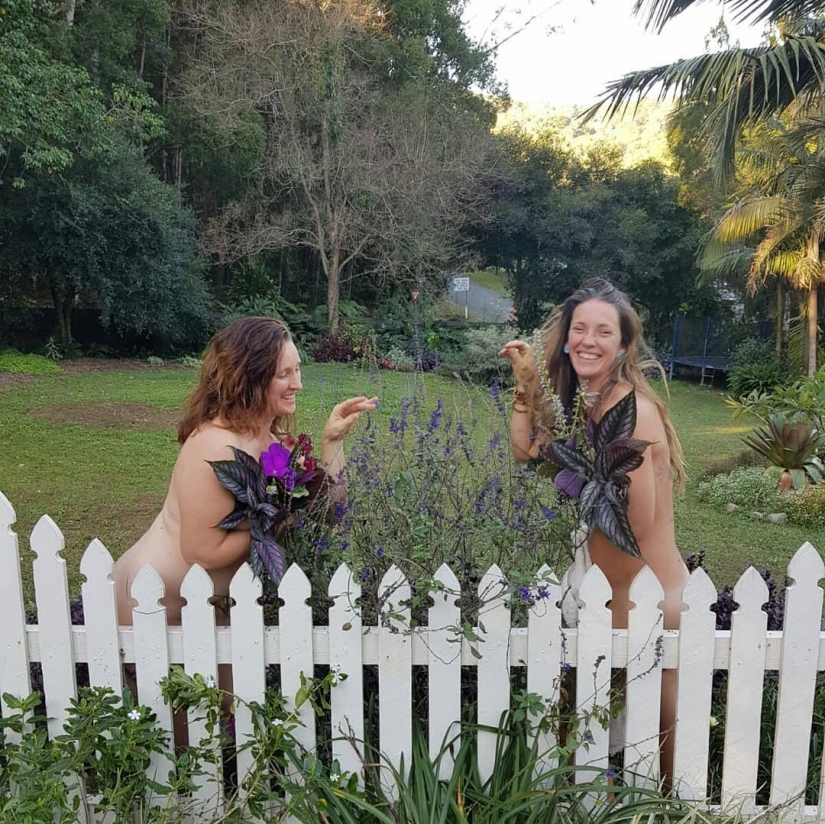 The most creative photos of the network flash mob World Day of the Naked Gardener