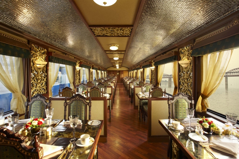 The most luxurious trains that people have been waiting in line for for months to get tickets for