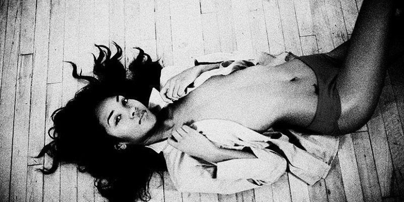 The most provocative shots from the American Apparel photo archive The most provocative shots from the American Apparel photo archive