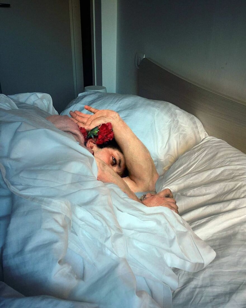 The nymph in the reserved seat and other collages by Alexey Kondakov The nymph in the reserved seat and other collages by Alexey Kondakov