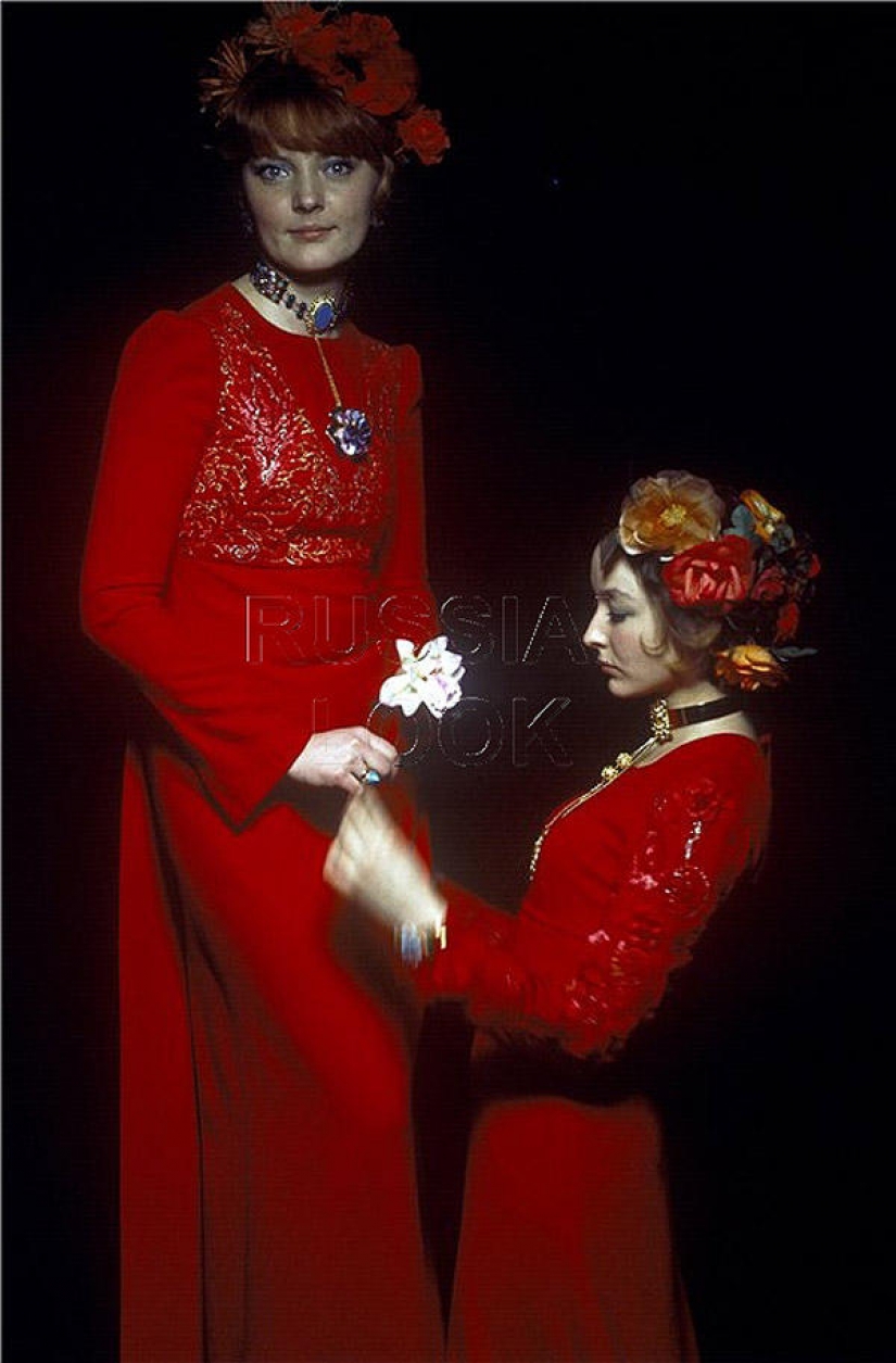 The Soviet glamorous photographer Valery Plotnikov The Soviet glamorous photographer Valery Plotnikov