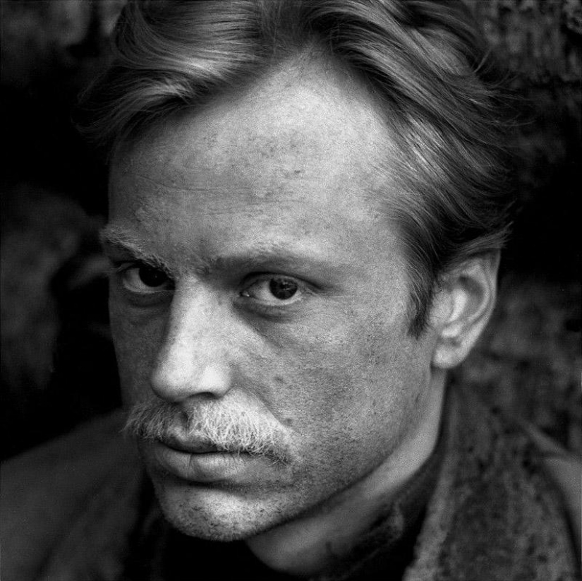 The Soviet glamorous photographer Valery Plotnikov The Soviet glamorous photographer Valery Plotnikov