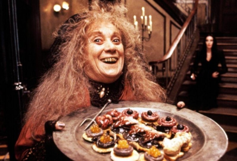 The sweet charm of black humor: unknown facts about the history of the Addams family