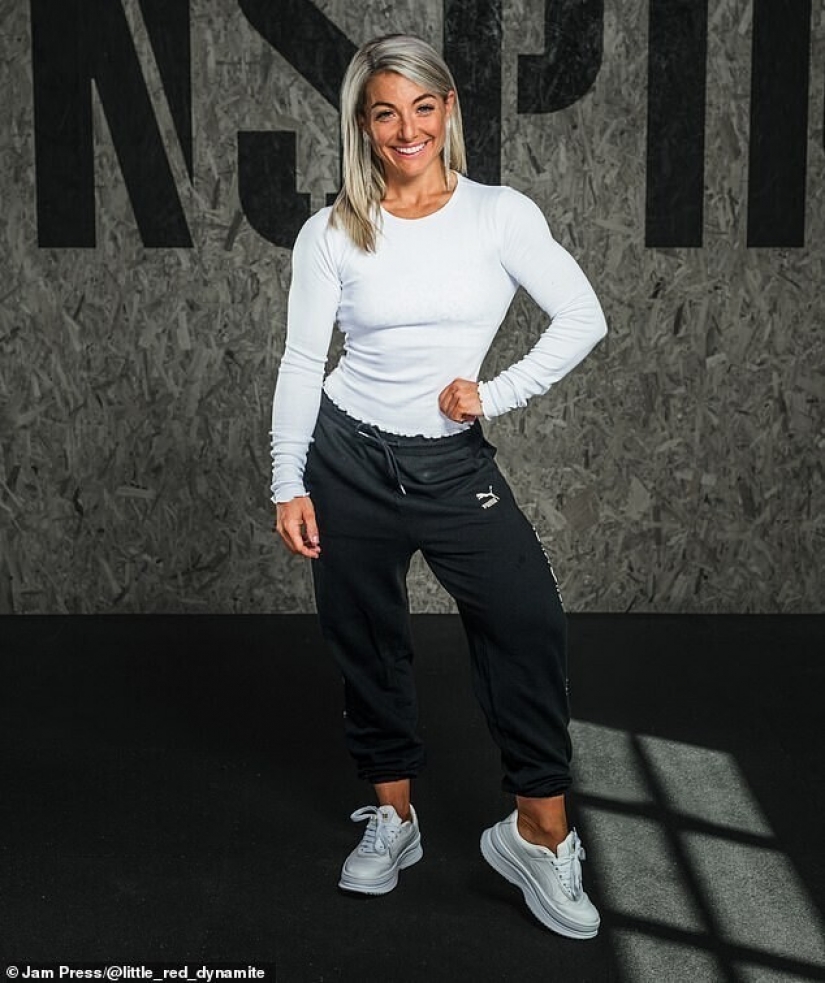 The woman was engaged in Thai Boxing to lose weight, and became a professional athlete The woman was engaged in Thai Boxing to lose weight, and became a professional athlete