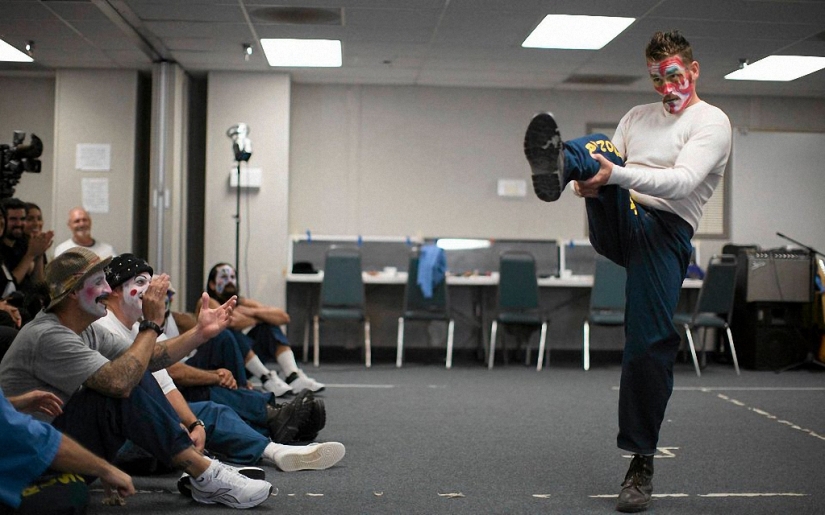 Theater master class in prison