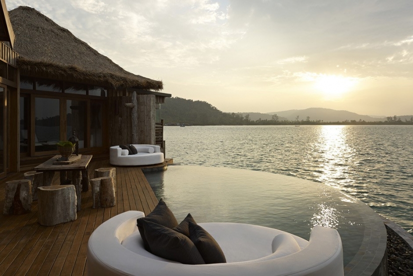 Those who do not have a billion can ... stay