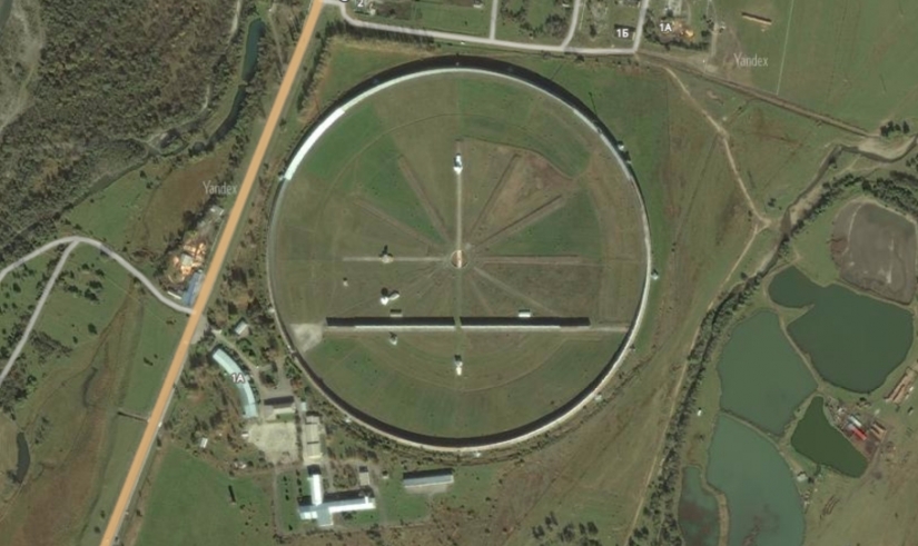 Through cows to the stars: how Caucasian astrophysics lives