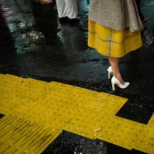 To see the amazing in the ordinary: what is the secret of Shin Noguchi's wonderful street photos