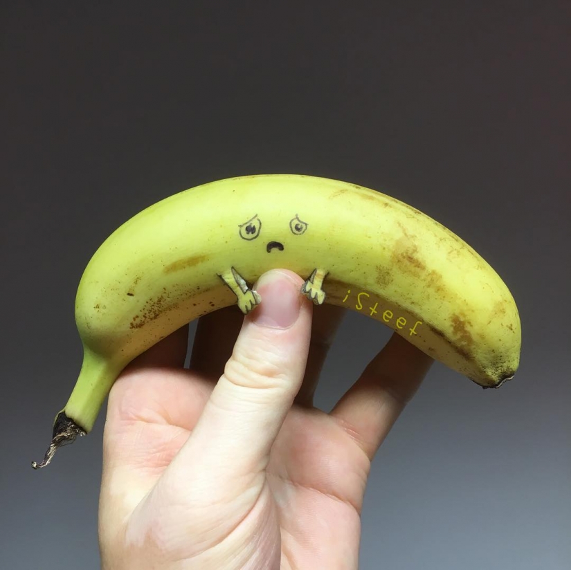 To spite the marble: the sculptor cuts off the excess from bananas