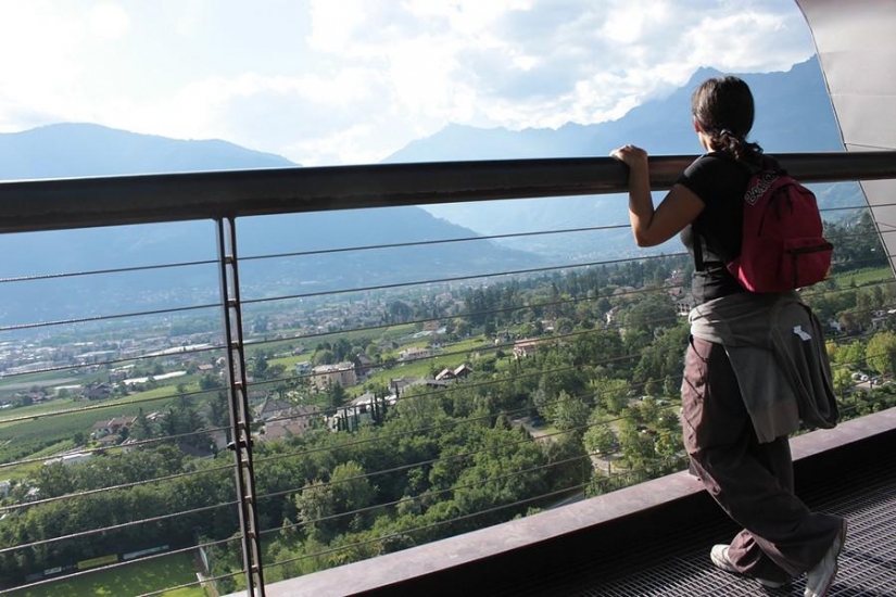 Top 15 the most impressive viewpoints in the world Top 15 the most impressive viewpoints in the world