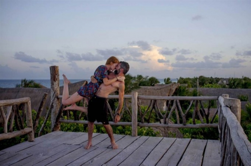 Traveling kiss Traveling kiss