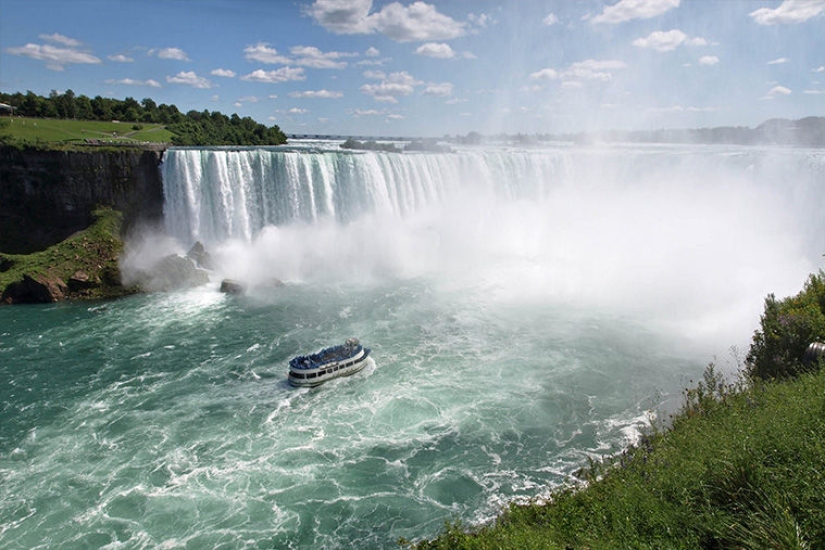 Turismo de naturaleza: Rusia vs América Turismo de naturaleza: Rusia vs América