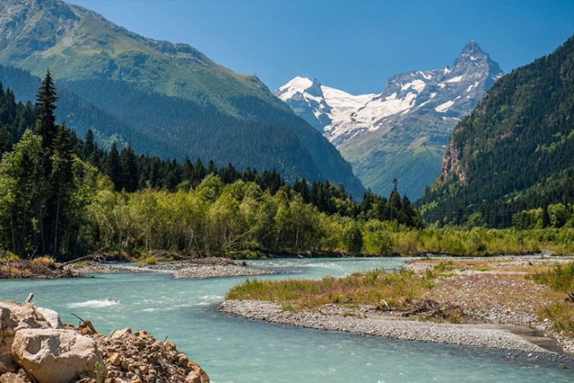 Turismo de naturaleza: Rusia vs América Turismo de naturaleza: Rusia vs América