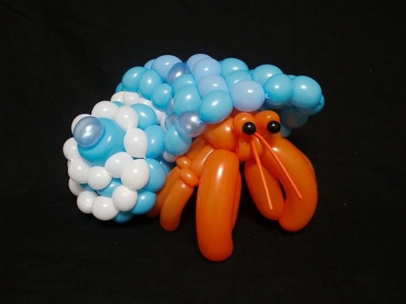 Twist, twirl, I want to cheat: Japanese creates realistic animal figures from balloons Twist, twirl, I want to cheat: Japanese creates realistic animal figures from balloons