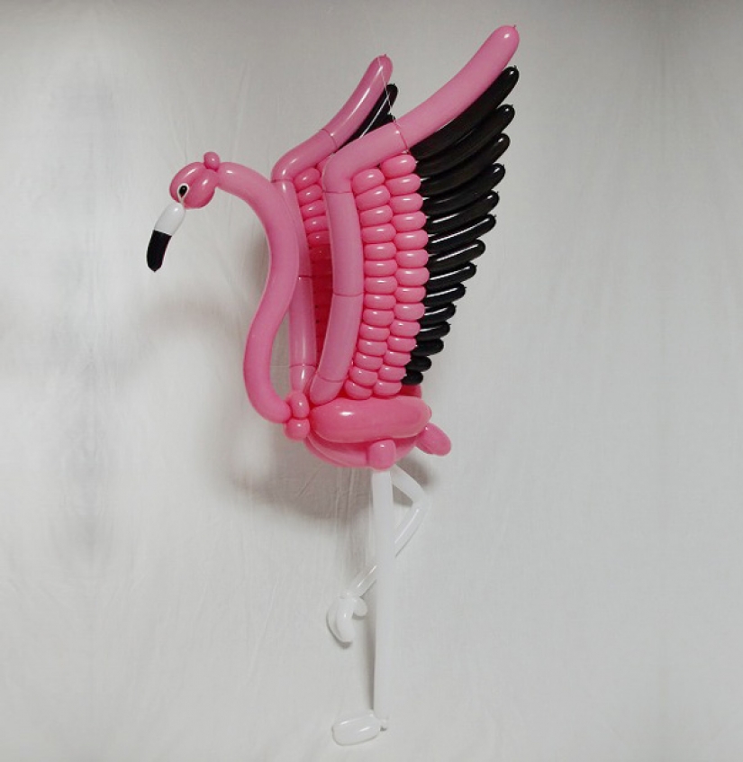 Twist, twirl, I want to cheat: Japanese creates realistic animal figures from balloons Twist, twirl, I want to cheat: Japanese creates realistic animal figures from balloons