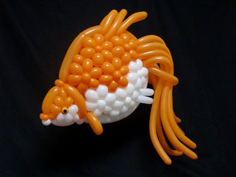 Twist, twirl, I want to cheat: Japanese creates realistic animal figures from balloons Twist, twirl, I want to cheat: Japanese creates realistic animal figures from balloons