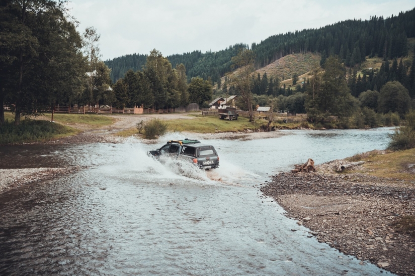 Ukraine through the eyes of a Dutchman: a terrific series of photos about life of Hutsuls Ukraine through the eyes of a Dutchman: a terrific series of photos about life of Hutsuls