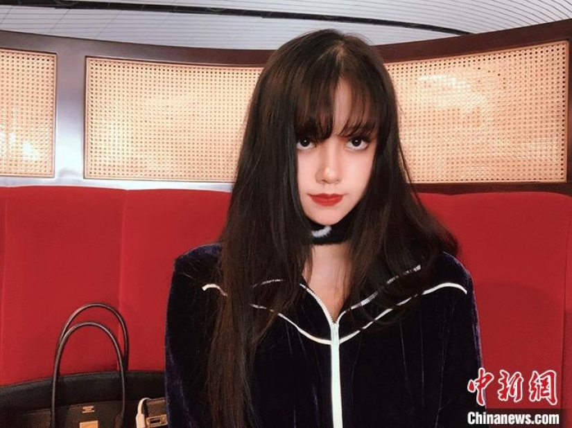 Un estudiante de China disfrutó del lujo durante tres semanas gratis, fingiendo ser un miembro de la alta sociedad Un estudiante de China disfrutó del lujo durante tres semanas gratis, fingiendo ser un miembro de la alta sociedad