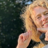 Una Biblia en miniatura del siglo 15 hecha de oro puro se ha encontrado en el Reino Unido