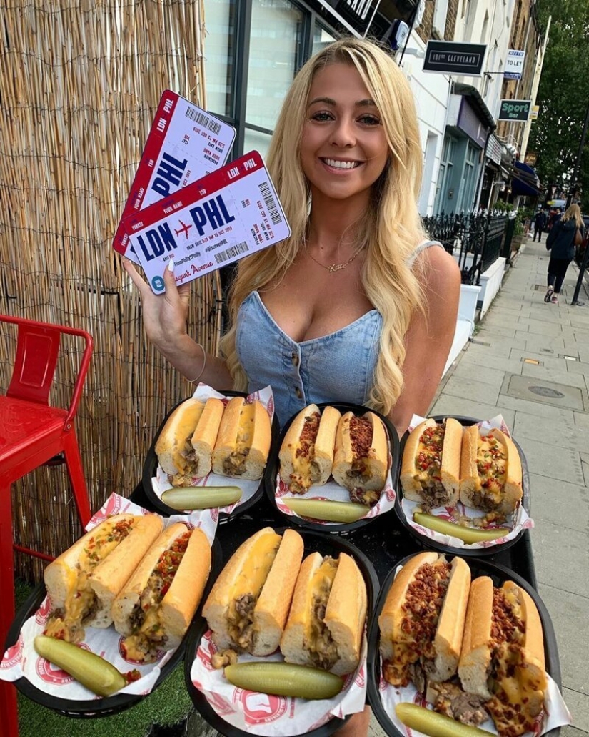 Una chica frágil de Gran Bretaña que devora megaciudades de comida rápida