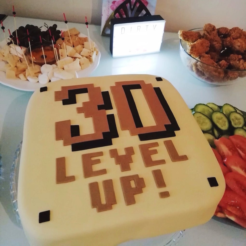 Una cuenca de olivier, albóndigas, una paloma muerta y otros pasteles irónicos de un chef de pastelería de San Petersburgo