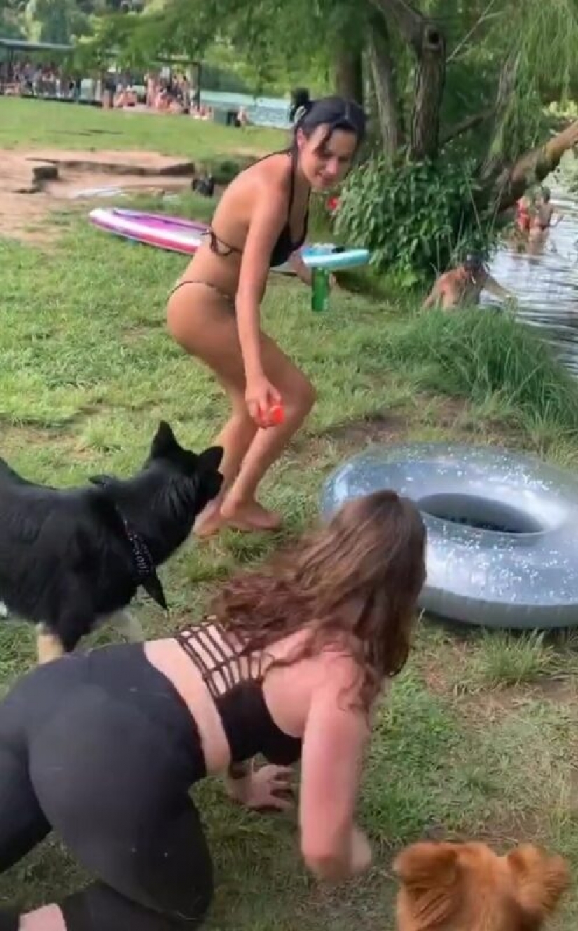 Una mujer estadounidense de 19 años se casó con un hombre de 61 años y dice ser feliz Una mujer estadounidense de 19 años se casó con un hombre de 61 años y dice ser feliz