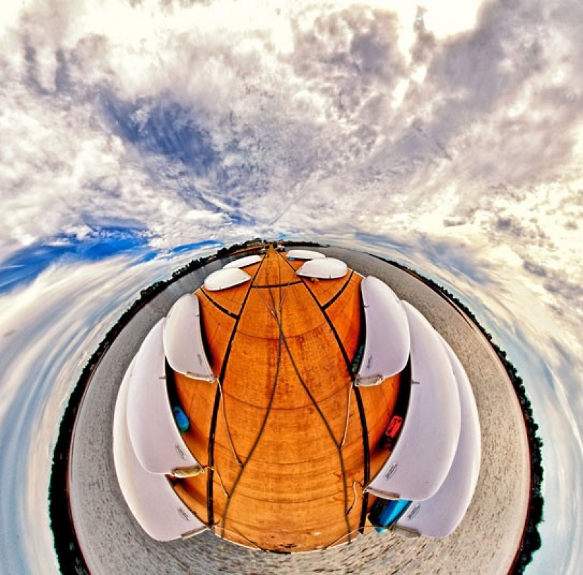 Una nueva mirada a los lugares antiguos: ciudades surrealistas Una nueva mirada a los lugares antiguos: ciudades surrealistas