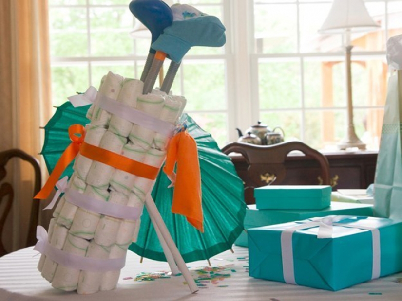 Unthinkable structures made of baby diapers for expectant parents Unthinkable structures made of baby diapers for expectant parents