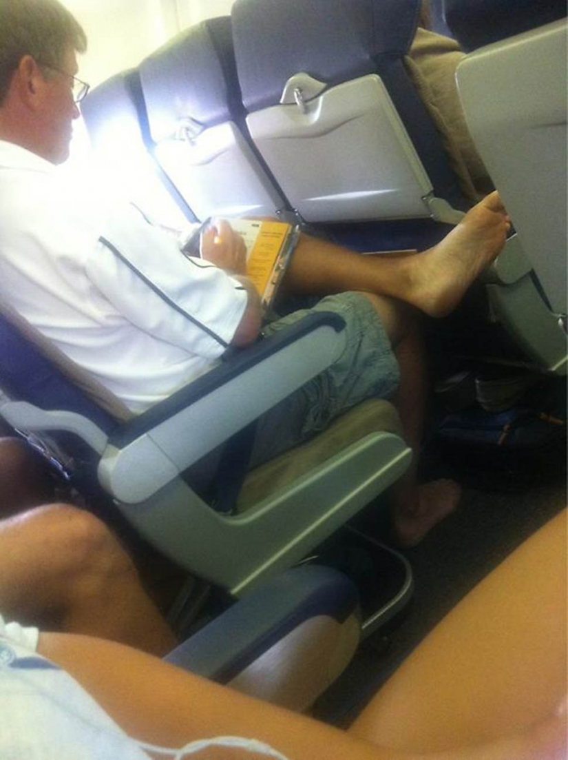 Vacation on Instagram vs vacation in real life