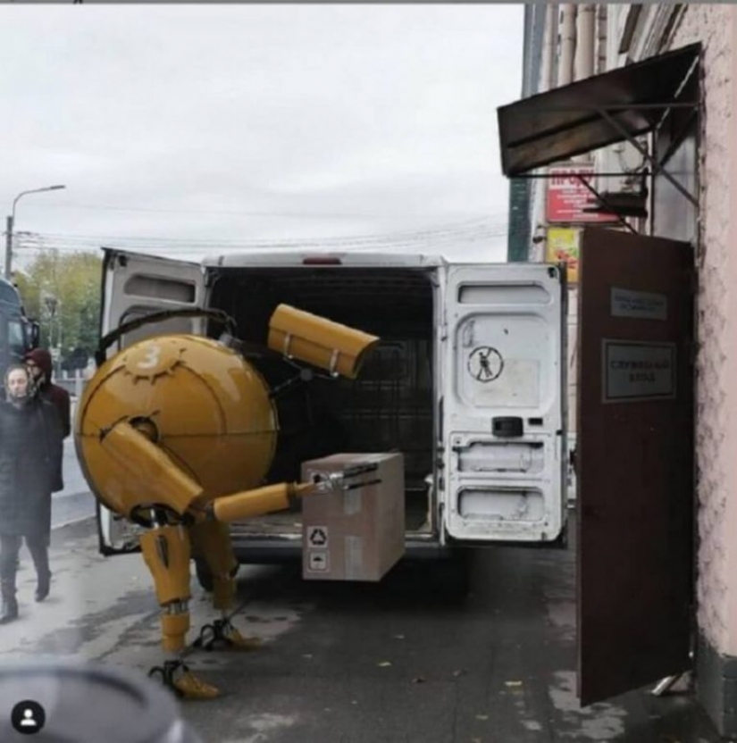 Vadim Solovyov y sus monstruos en San Petersburgo Vadim Solovyov y sus monstruos en San Petersburgo