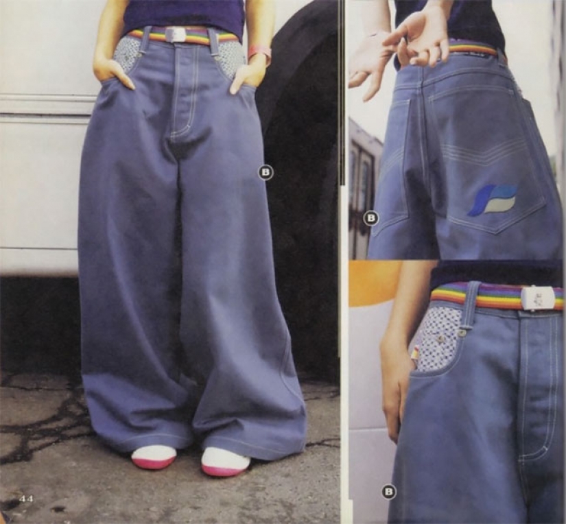 Vaqueros con piernas anchas: una extraña tendencia de moda de los años 90, que está volviendo de nuevo