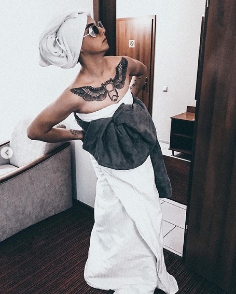 Vestido de manta: una nueva tendencia está conquistando Instagram