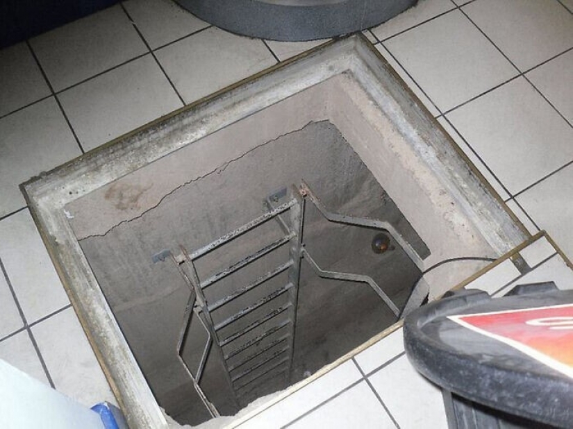 Viaje en 1993: se parece a un antiguo pub Británico, que fue cerrado hace 27 años