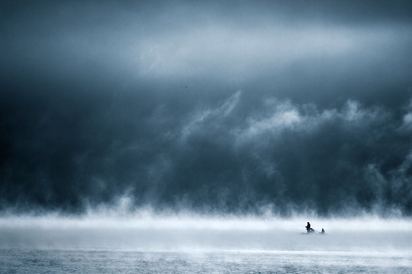 Vida de niebla en el lago Vida de niebla en el lago