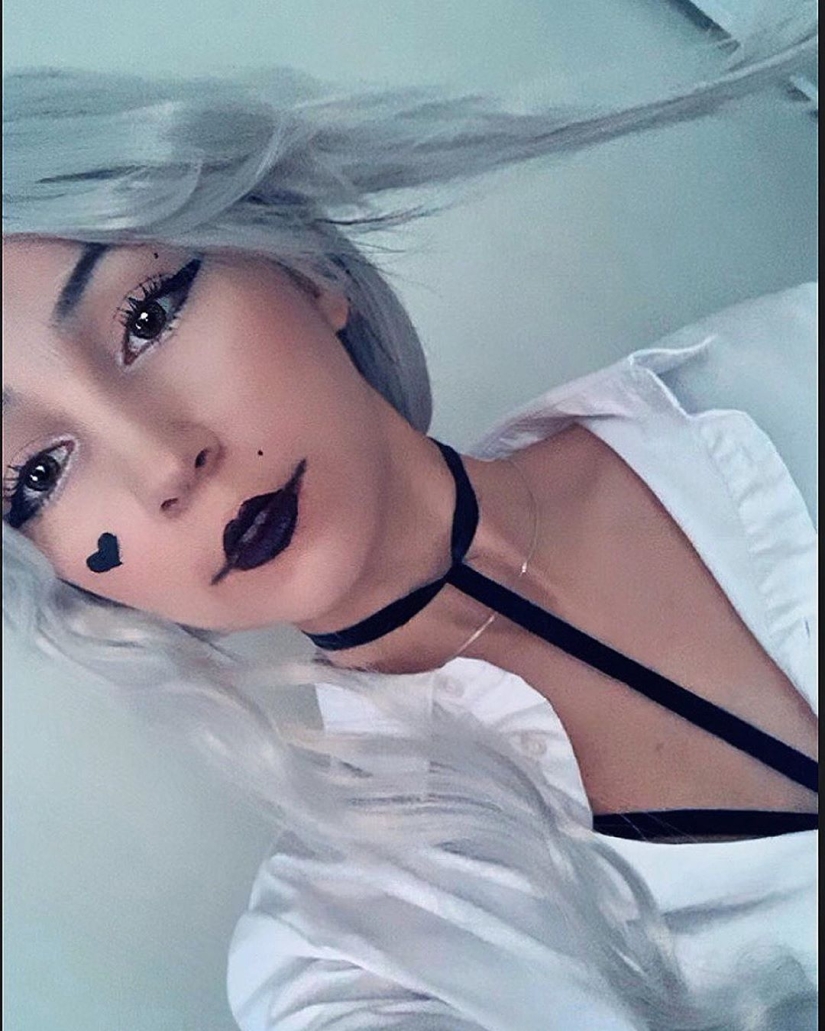 Virtual girl: who are e-girls and where they live