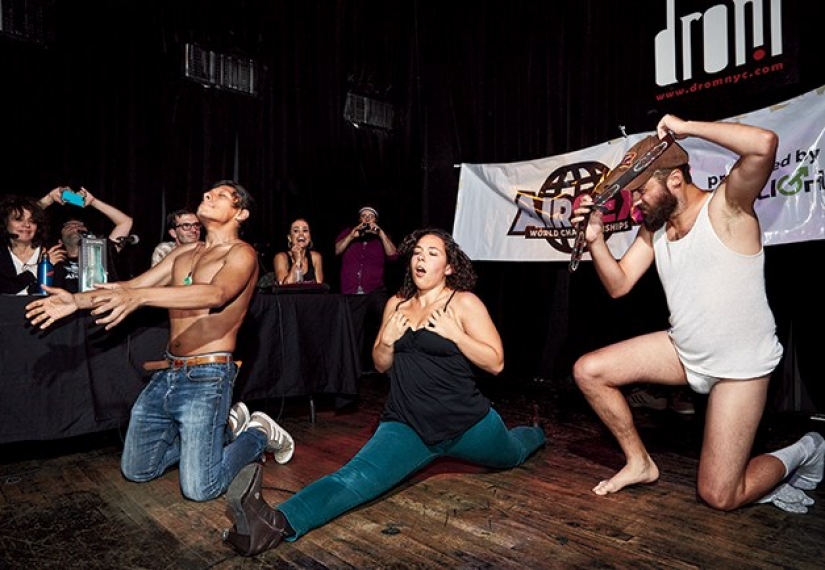 Wake up your Volcano: Imaginary sex competitions are something