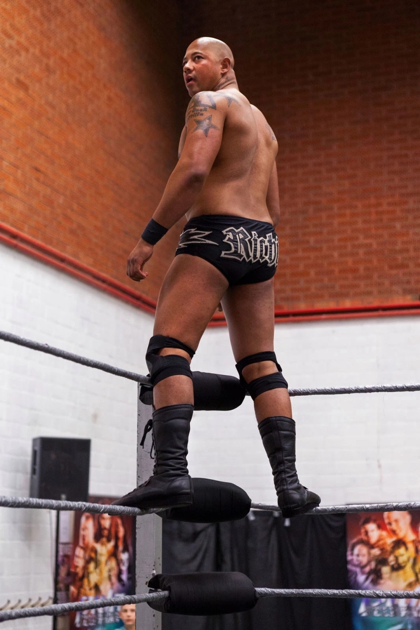 War paint: the crazy world of European wrestling