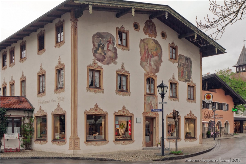 What a painted alpine village looks like
