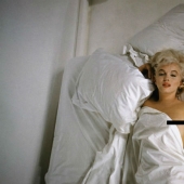 "What are you wearing when you go to bed?» — "A few drops of Chanel #5": 5 faces of famous perfumes