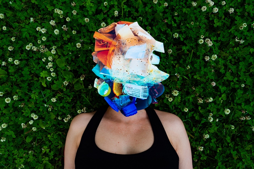 "What will remain after me": a poignant photo project by the St. Petersburg artist Irina Heinz