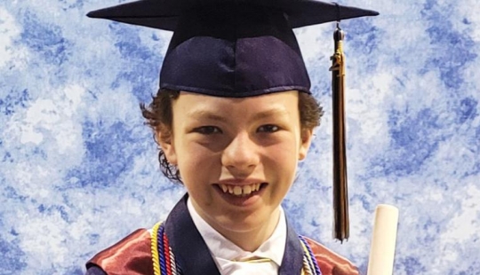 When I didn't waste time in quarantine: A 12-year-old boy is graduating from high school and college at the same time When I didn't waste time in quarantine: A 12-year-old boy is graduating from high school and college at the same time
