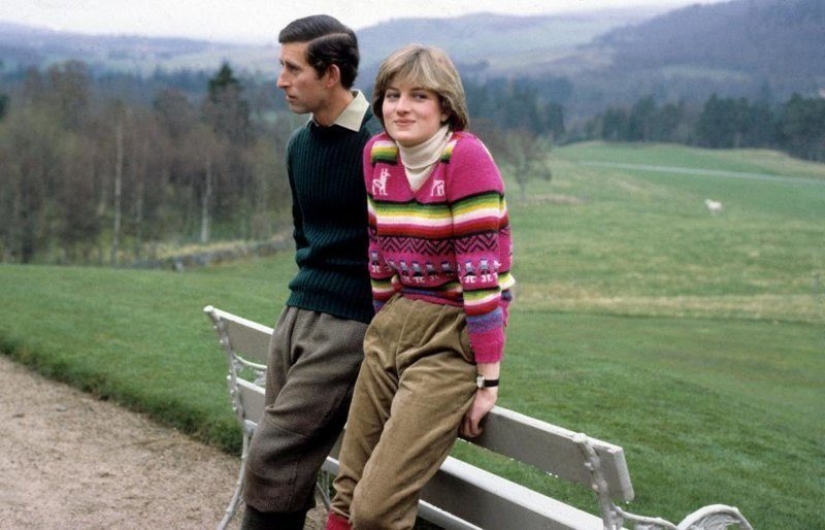 Why photographers have depicted Prince Charles Diana above