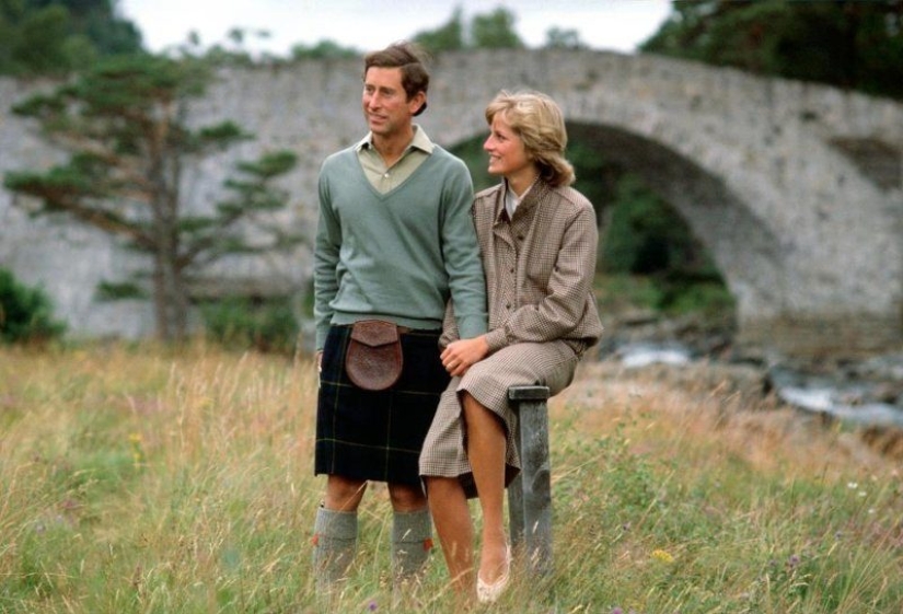 Why photographers have depicted Prince Charles Diana above