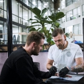 Why the Swedes massively and voluntarily implanted under the skin microchips