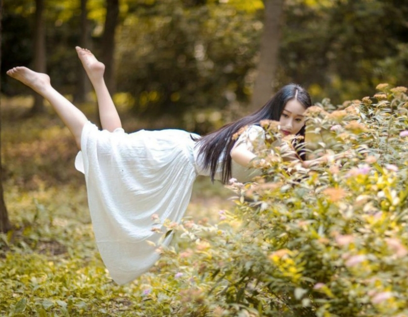 You can never guess what these photos are promoting.